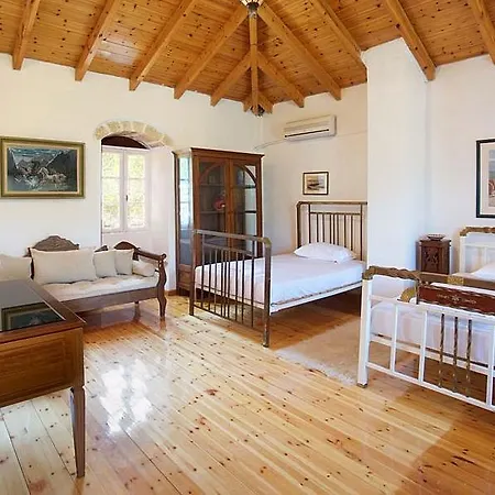 Kefalonian Luxury Hotel 4*